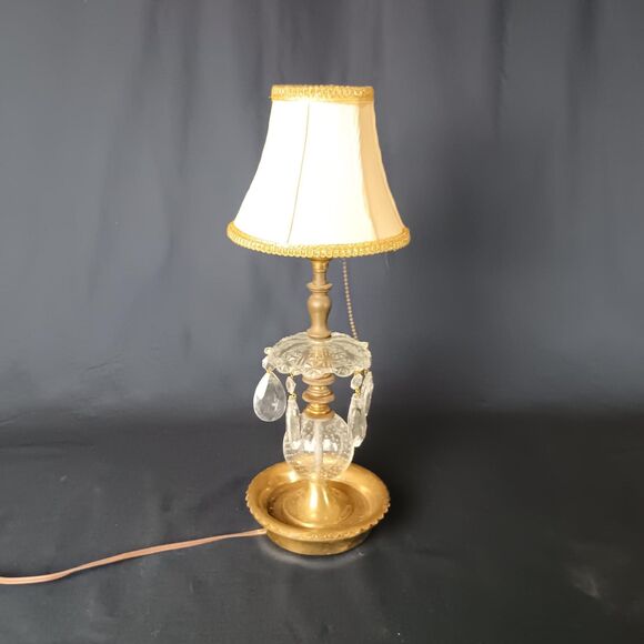 Small Vintage Lamp With Glass Accents And Crystals Table Desk Office Accent Lamp - Picture 1 of 10
